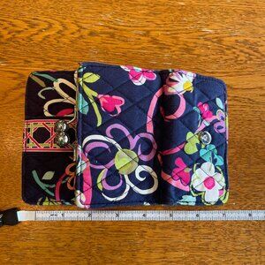 Vera Bradley Small Kisslock Wallet in Ribbons